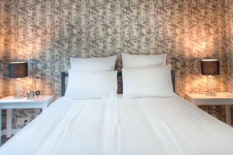 Be And Be Sablon Bed & Breakfast บรัสเซลส์ ภายนอก รูปภาพ