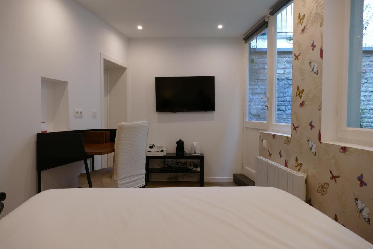 Be And Be Sablon Bed & Breakfast บรัสเซลส์ ภายนอก รูปภาพ